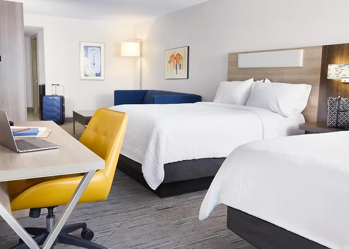 Holiday Inn Express & Suites Weatherford By Ihg