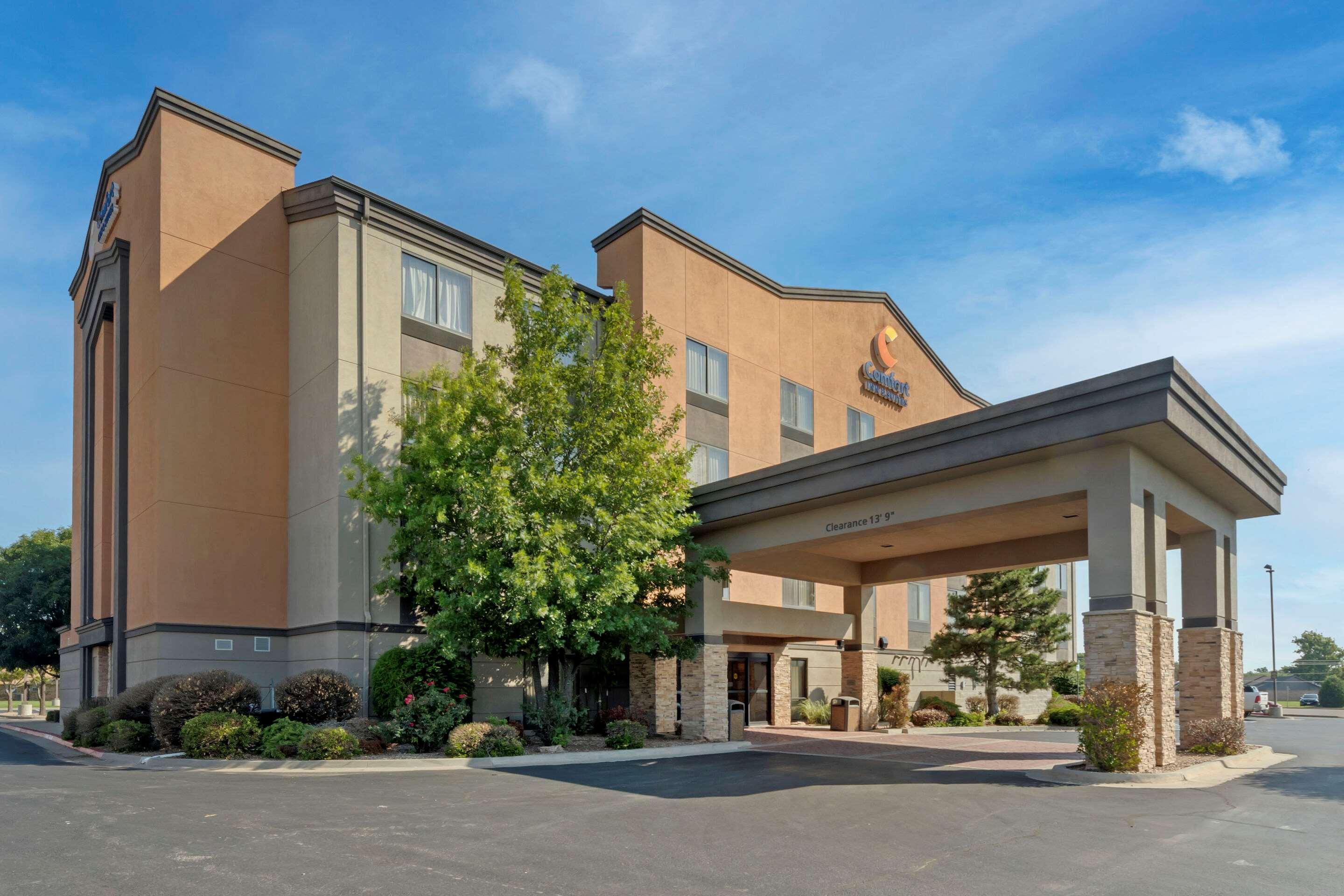 Express & By Ihg Hotel 3*