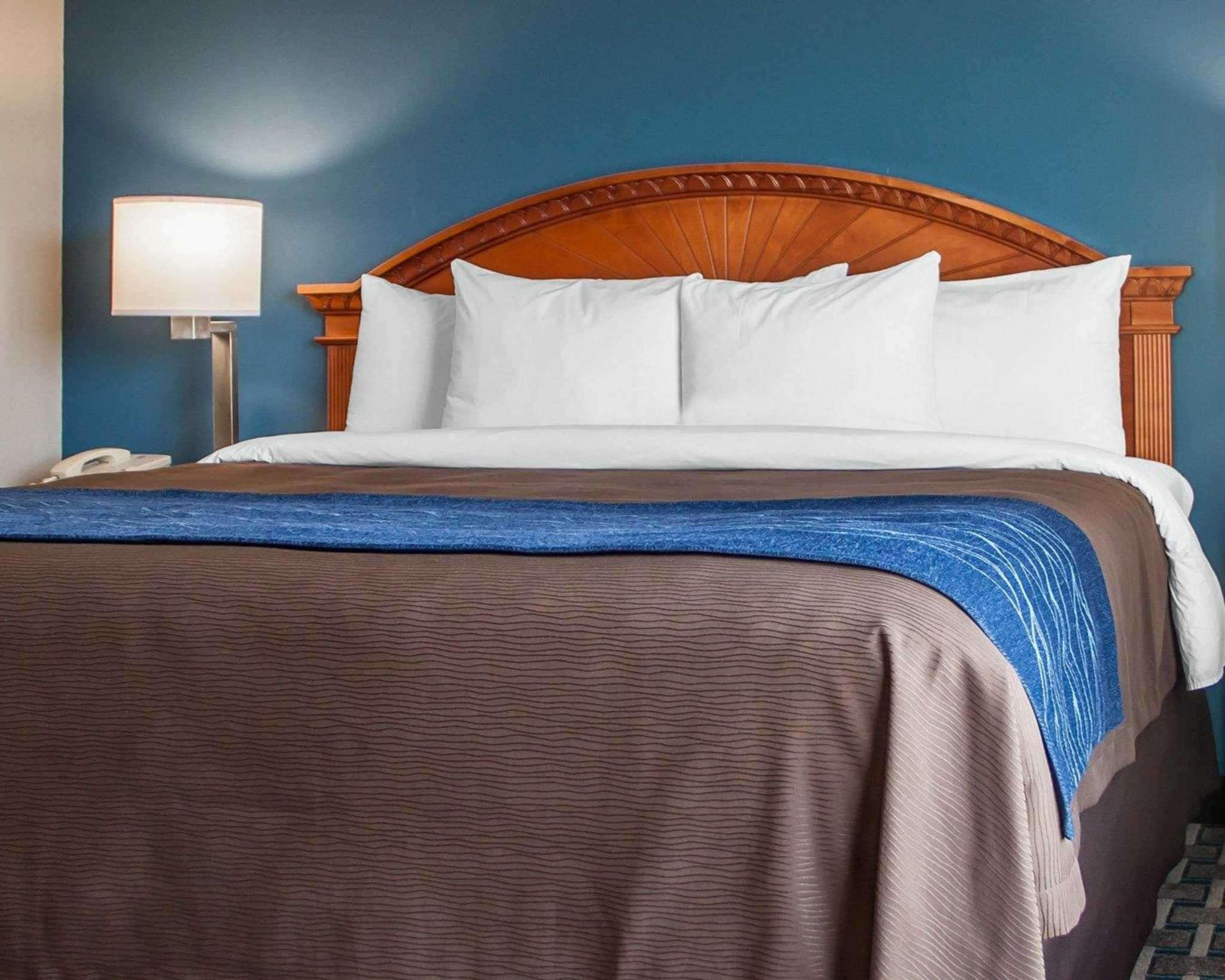 Express & By Ihg Weatherford
