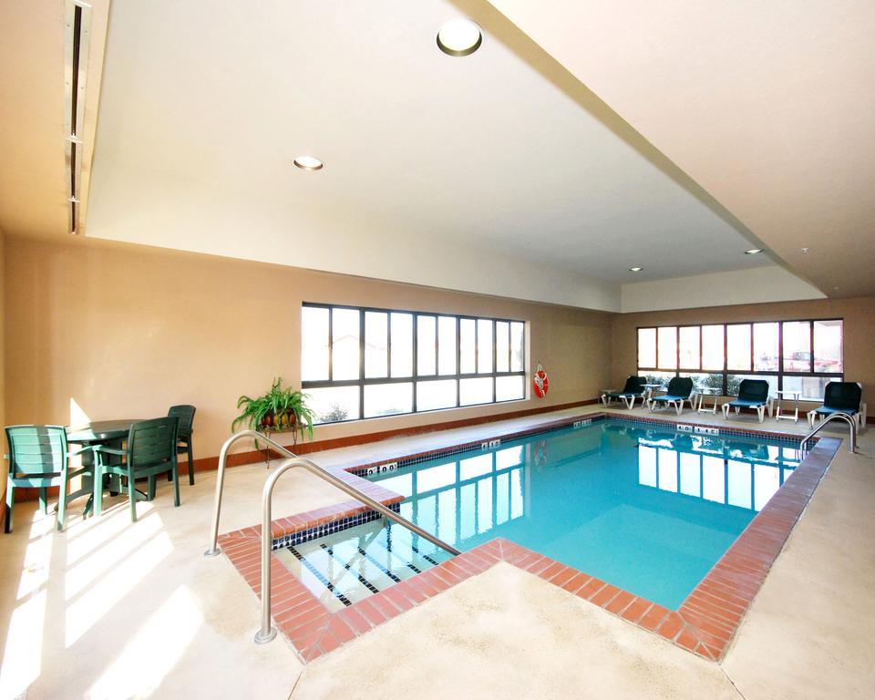 Express & By Ihg Hotel 3*